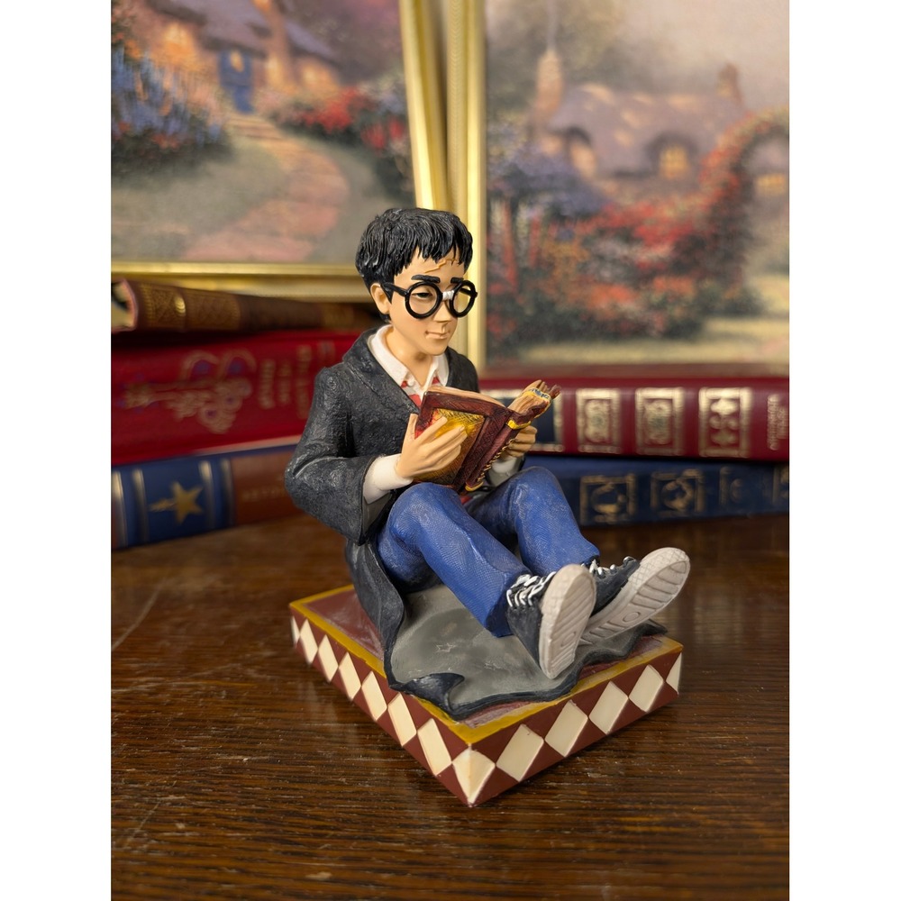 Harry Potter Reading Quidditch Book Figurine Resin Statue Wizarding World
